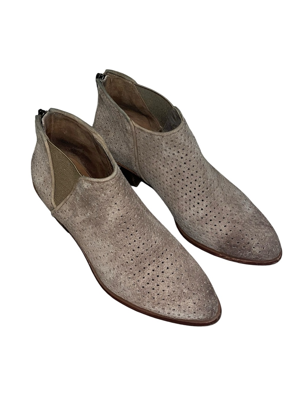 H.S. Trask Tisha Perforated Suede Ankle Booties Size 6.5M - Picture 3 of 10